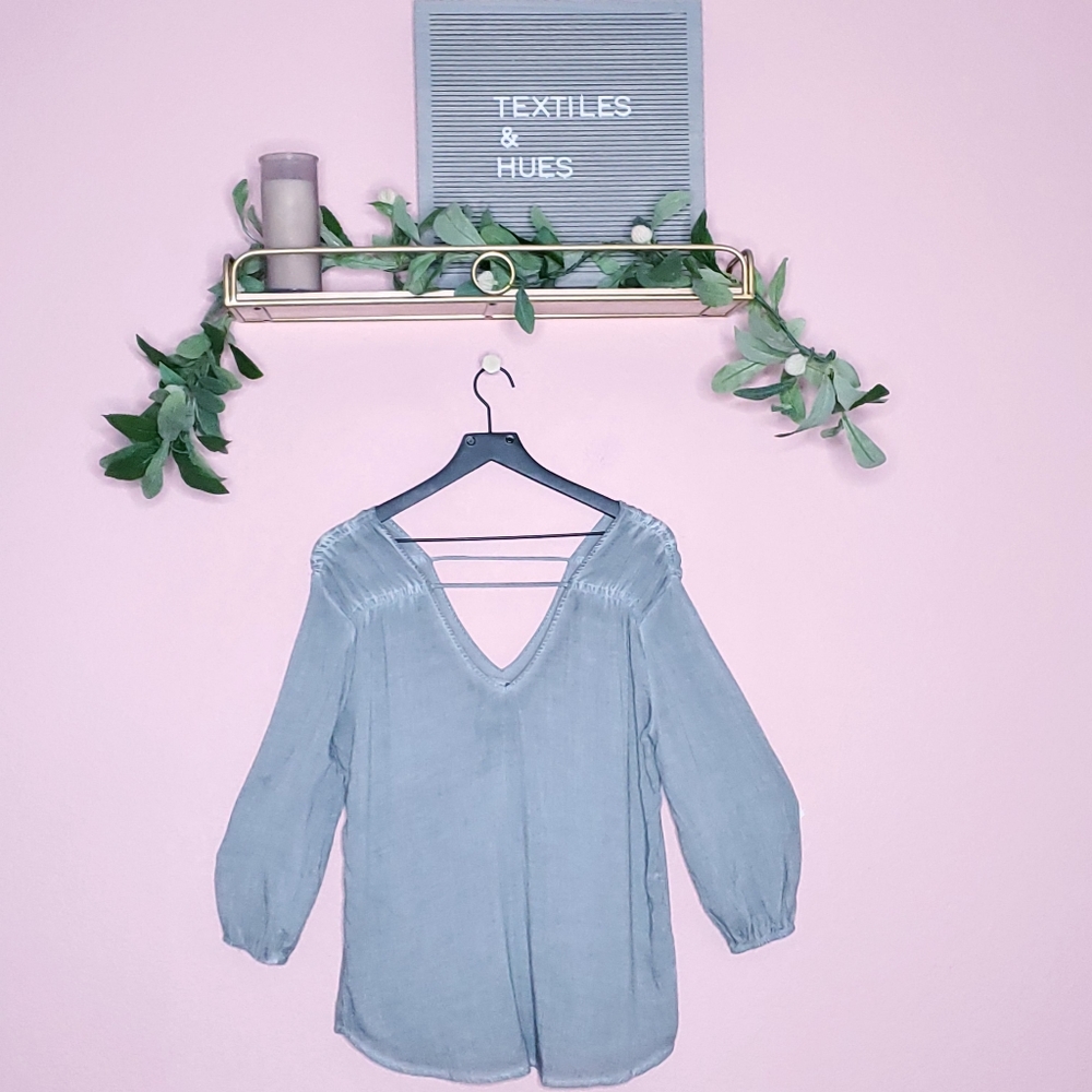 Young Fabulous and Broke Gray Gauzy V-neck Top